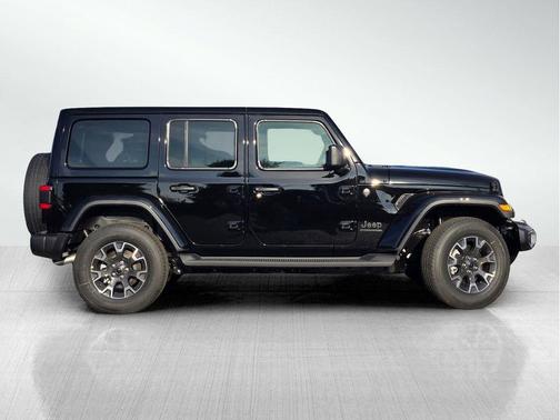 2026 Jeep Wrangler 4-Door Sahara 4x4