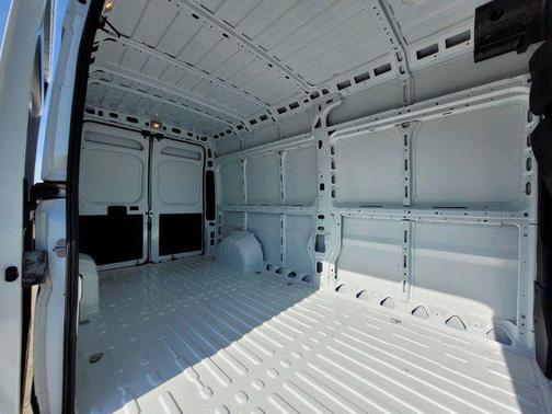 2025 RAM ProMaster 2500 Tradesman