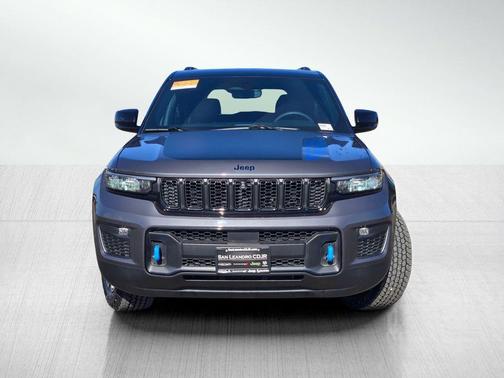 Baltic Gray Metallic Clearcoat 2022 Jeep Grand Cherokee 4xe Trailhawk