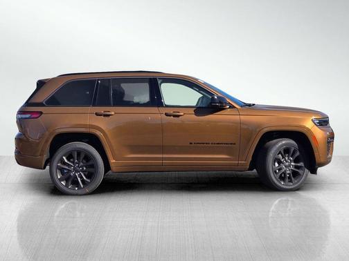 Copper Shino Metallic Clearcoat 2026 Jeep Grand Cherokee Limited