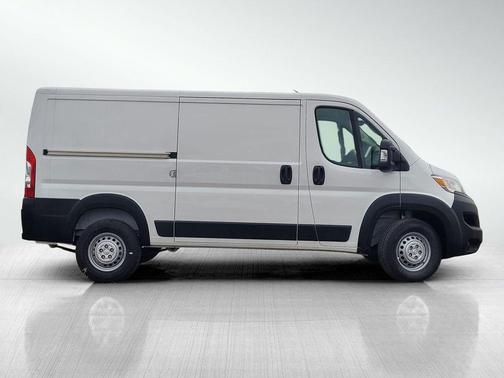 2025 RAM ProMaster 2500 Tradesman