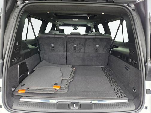 Bright White Clearcoat 2026 Jeep Grand Wagoneer L Summit Reserve 4x4