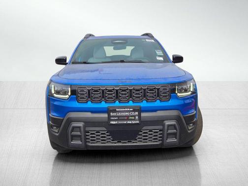 Hydro Blue Pearlcoat 2026 Jeep Cherokee Laredo 4x4