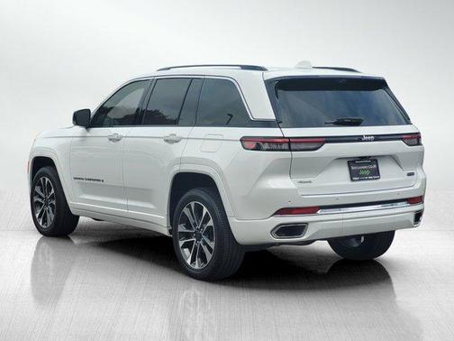2022 Jeep Grand Cherokee Overland