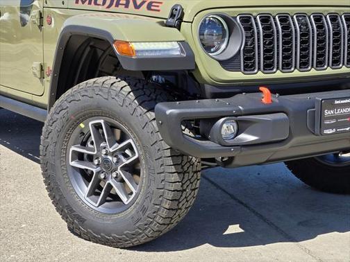 2025 Jeep Gladiator Mojave X