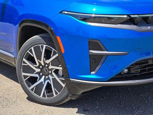 2025 Jeep Wagoneer S Limited