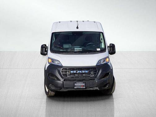 2025 RAM ProMaster 2500 Tradesman