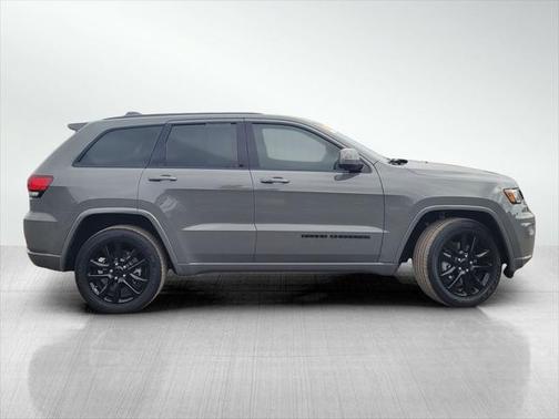 2021 Jeep Grand Cherokee Laredo