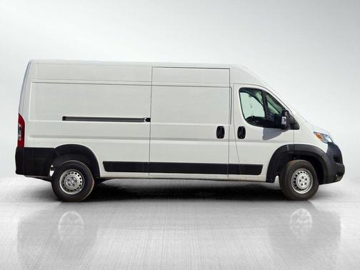 2025 RAM ProMaster 2500 Tradesman