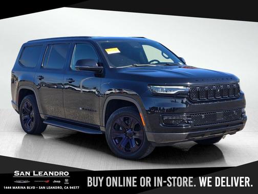 Diamond Black Crystal Pearlcoat 2022 Jeep Wagoneer Series III 4x2