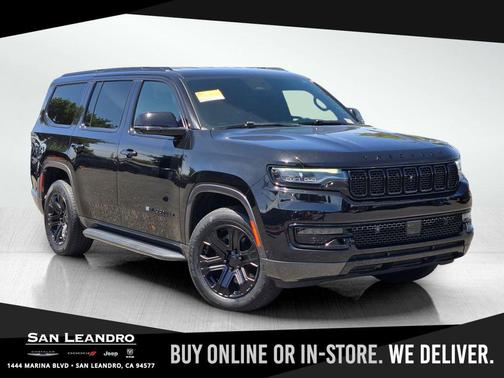 Diamond Black Crystal Pearlcoat 2022 Jeep Wagoneer Series III 4x2
