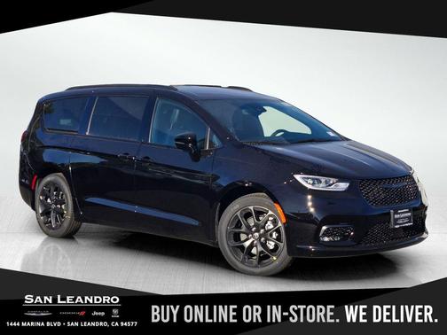 2026 Chrysler Pacifica L