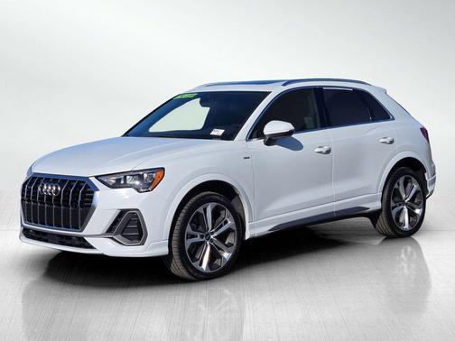 Glacier White Metallic 2021 Audi Q3 45 S line Premium