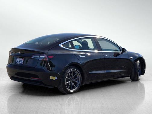 BLACK 2018 Tesla Model 3 Long Range