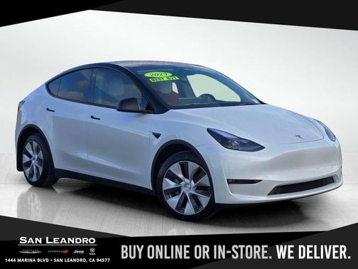 Pearl White Multi-Coat 2023 Tesla Model Y Long Range Dual Motor All-Wheel Drive