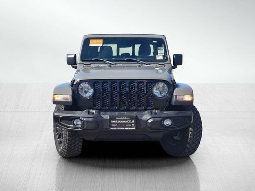 2022 Jeep Gladiator Willys 4x4