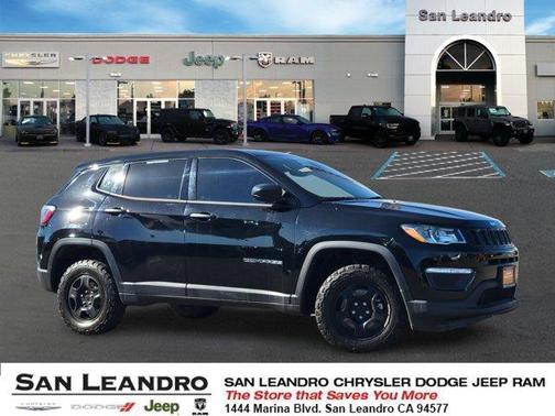 Photo 1 of 25 of 2019 Jeep Compass Sport