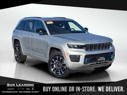 2022 Jeep Grand Cherokee 4xe Overland