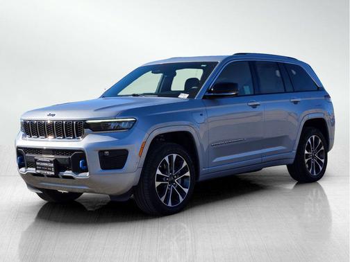 2022 Jeep Grand Cherokee 4xe Overland
