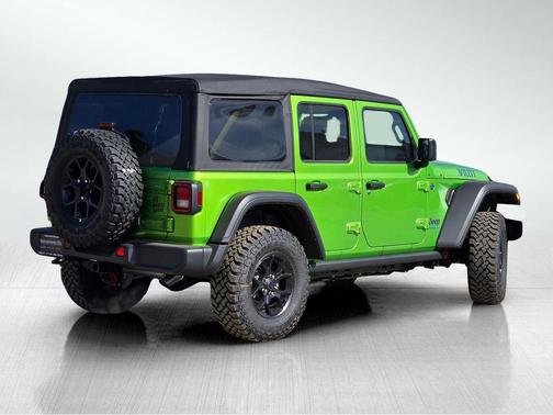 2025 Jeep Wrangler 4xe Willys