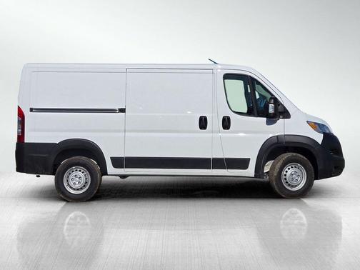 2025 RAM ProMaster 2500 Tradesman