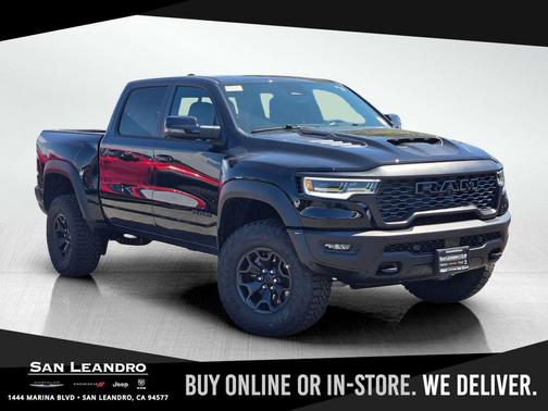 Diamond Black Crystal Pearlcoat 2026 RAM 1500 RHO Crew Cab 4x4 5'7' Box