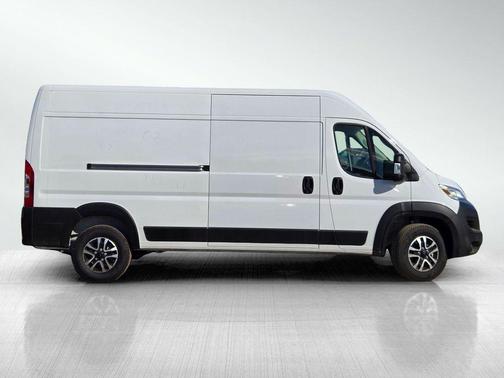 2025 RAM ProMaster 2500 Tradesman