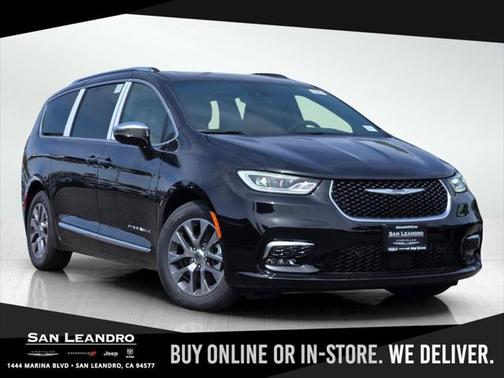 2025 Chrysler Pacifica L