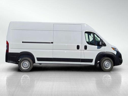 2025 RAM ProMaster 2500 Tradesman