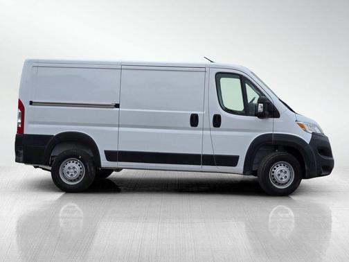 Bright White Clearcoat 2025 RAM ProMaster 2500 Tradesman