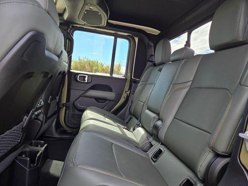 2026 Jeep Gladiator Mojave X 4x4