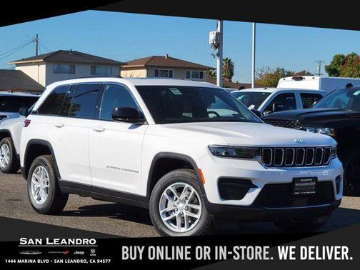 2025 Jeep Grand Cherokee Laredo