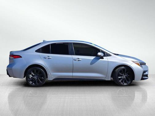 Classic Silver Metallic 2023 Toyota Corolla SE