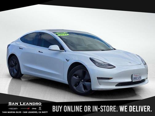 Pearl White Multi-Coat 2019 Tesla Model 3 Long Range