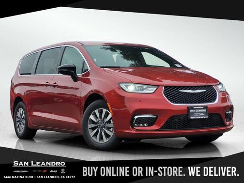 2025 Chrysler Pacifica Hybrid Select