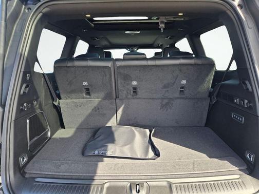 2026 Jeep Grand Wagoneer Limited Altitude 4x4