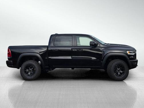 2026 RAM 1500 RHO Crew Cab 4x4 5'7' Box