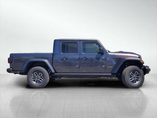 2025 Jeep Gladiator Mojave X