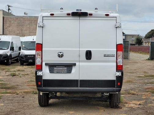 2025 RAM ProMaster 2500 Tradesman