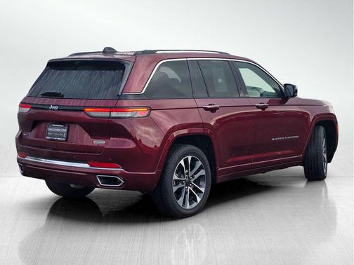 2022 Jeep Grand Cherokee 4xe Overland