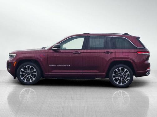 2022 Jeep Grand Cherokee 4xe Overland
