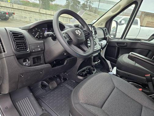 2026 RAM ProMaster 2500 Tradesman