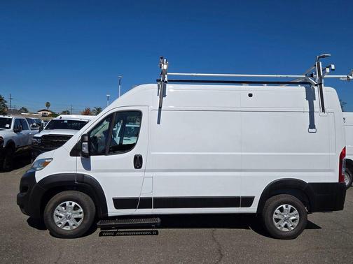 2025 RAM ProMaster 1500 Base