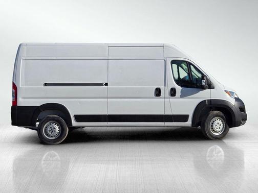 2025 RAM ProMaster 2500 Tradesman