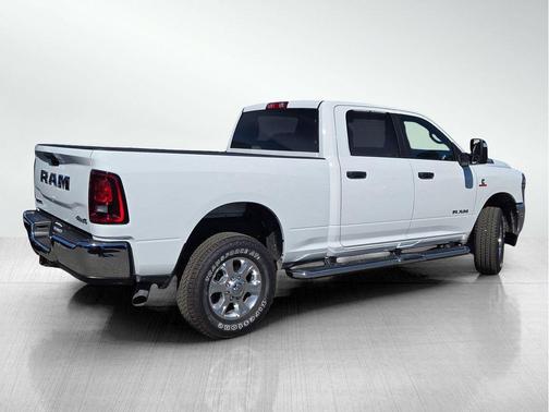 2025 RAM 2500 Big Horn Crew Cab 4x4 6'4' Box