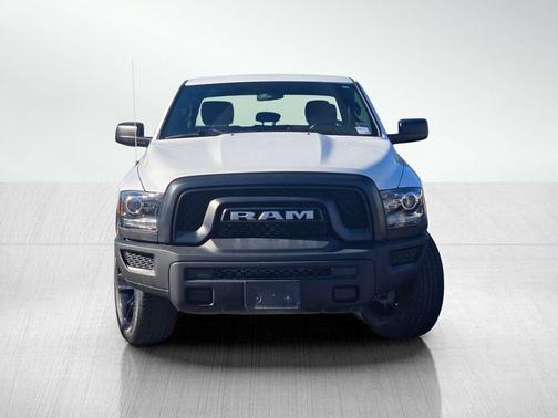 2024 RAM 1500 Classic Warlock Crew Cab 4x4 5'7' Box