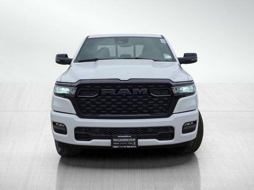 Bright White Clearcoat 2026 RAM 1500 Big Horn/Lone Star