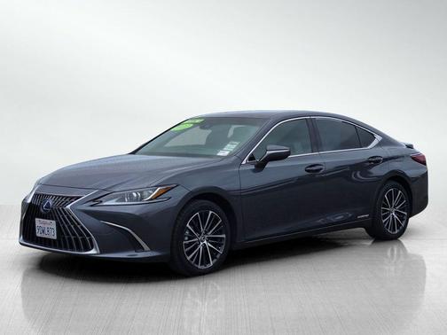 Cloudburst Gray 2022 Lexus ES 300h Base