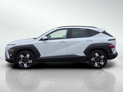 Atlas White 2024 Hyundai KONA SEL