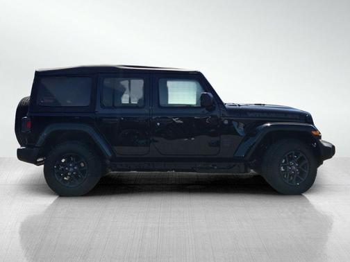 Black Clearcoat 2026 Jeep Wrangler 85th Anniversary